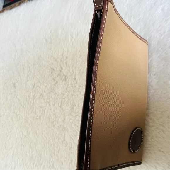 Hunting World Safari Today Khaki Canvas Brown Leather Unisex Clutch Bag